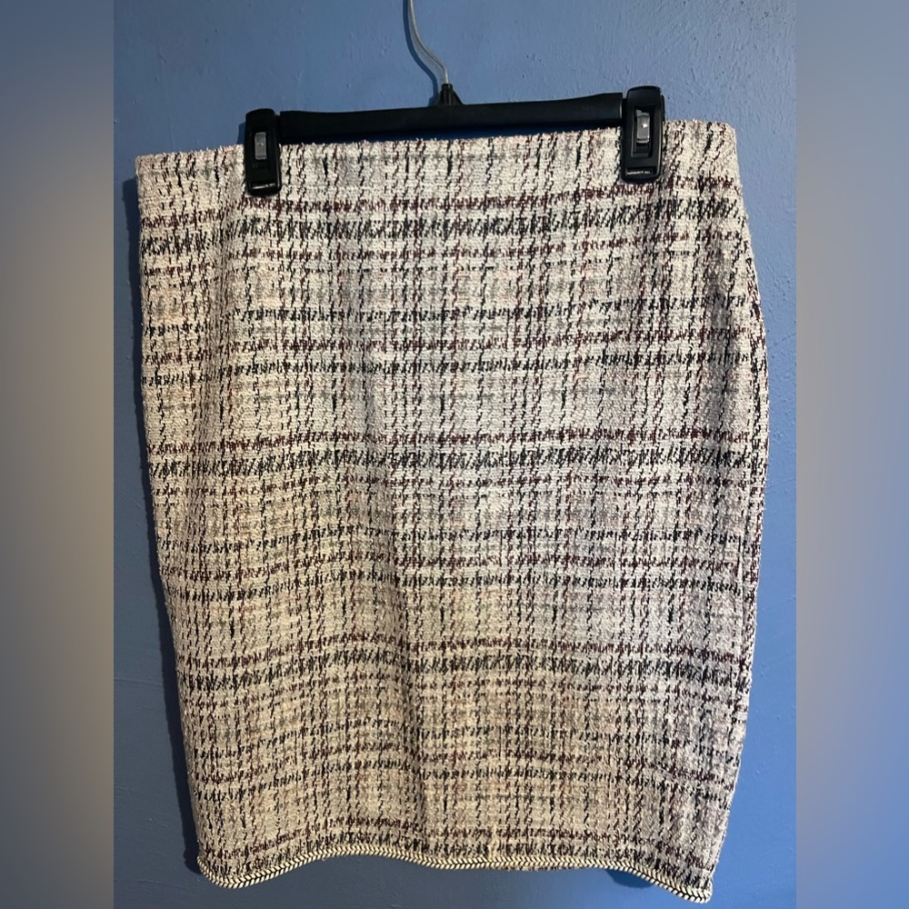 Soft comfy skirt from max studio size extra large with tags